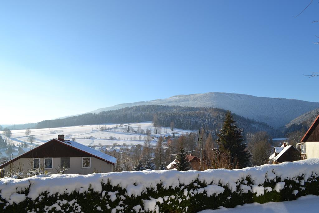Ubytování v soukromí - U Hlinků Horní Maršov Esterno foto