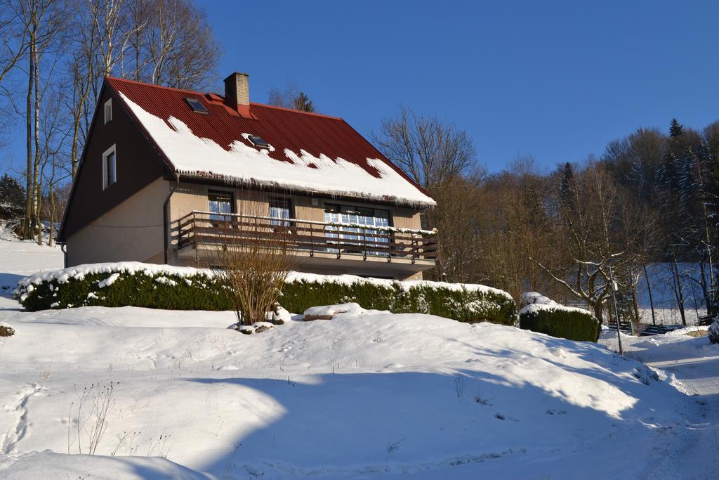 Ubytování v soukromí - U Hlinků Horní Maršov Esterno foto