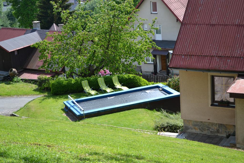 Ubytování v soukromí - U Hlinků Horní Maršov Esterno foto